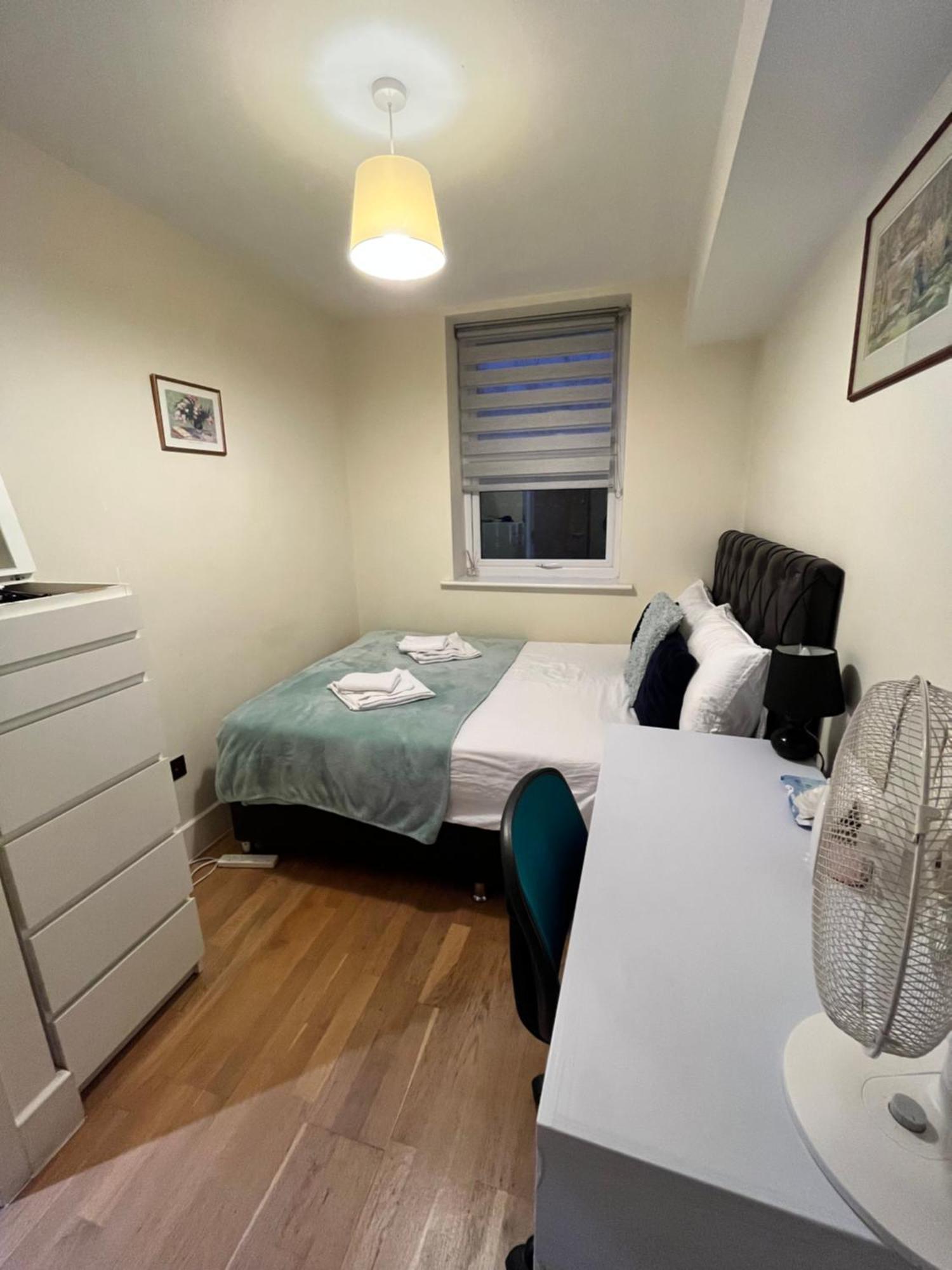 Metropolitan Coziness Private Bedrooms In Euston Station 161 Londra Esterno foto
