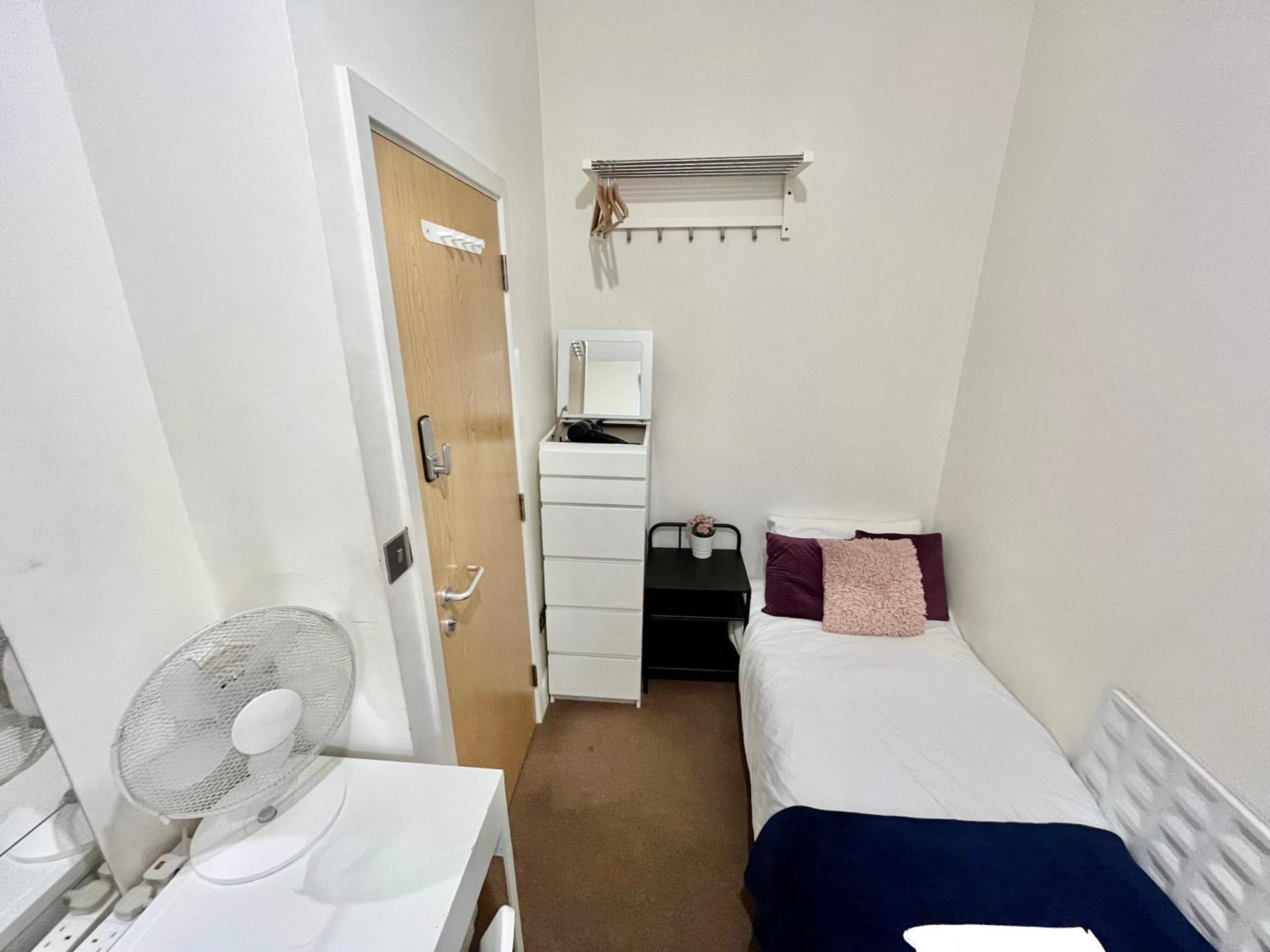 Metropolitan Coziness Private Bedrooms In Euston Station 161 Londra Esterno foto