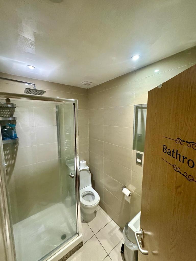 Metropolitan Coziness Private Bedrooms In Euston Station 161 Londra Esterno foto